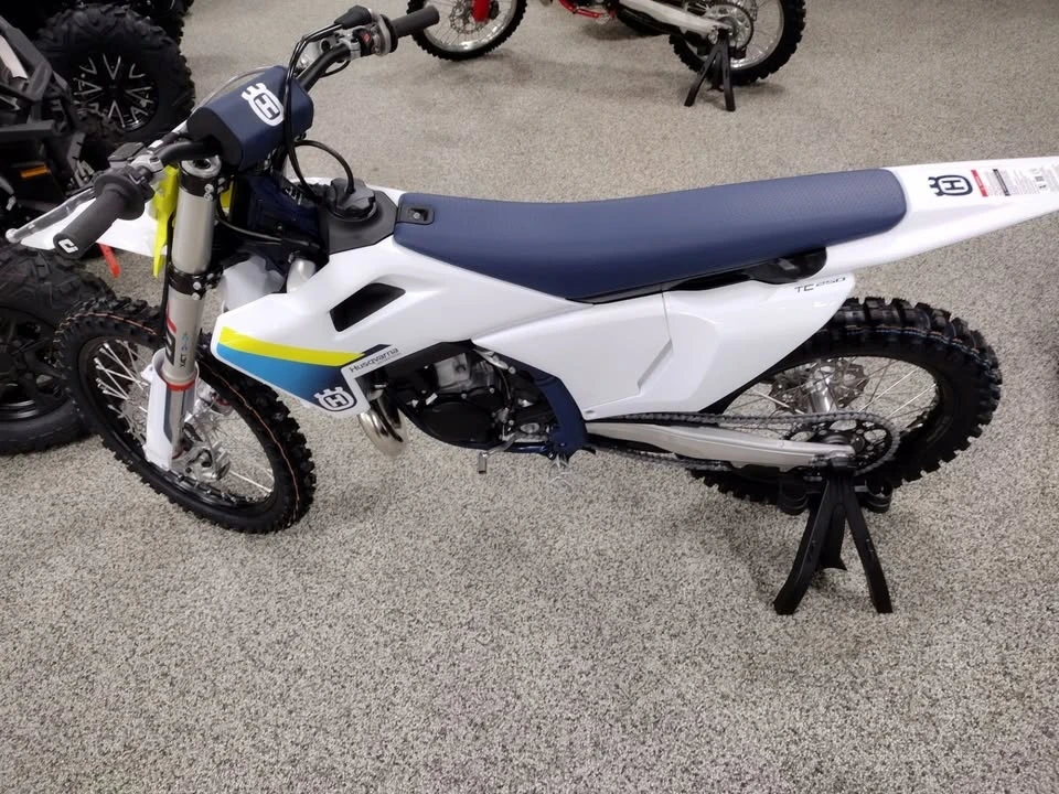 2025 Husqvarna - Image 4 of 6