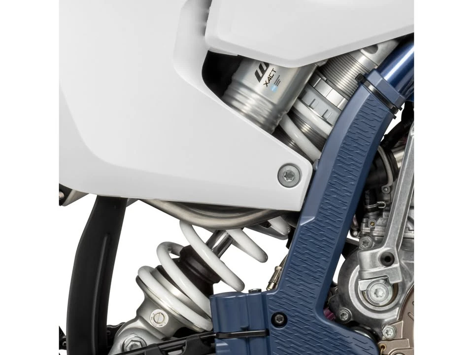2025 Husqvarna - Image 10 of 20