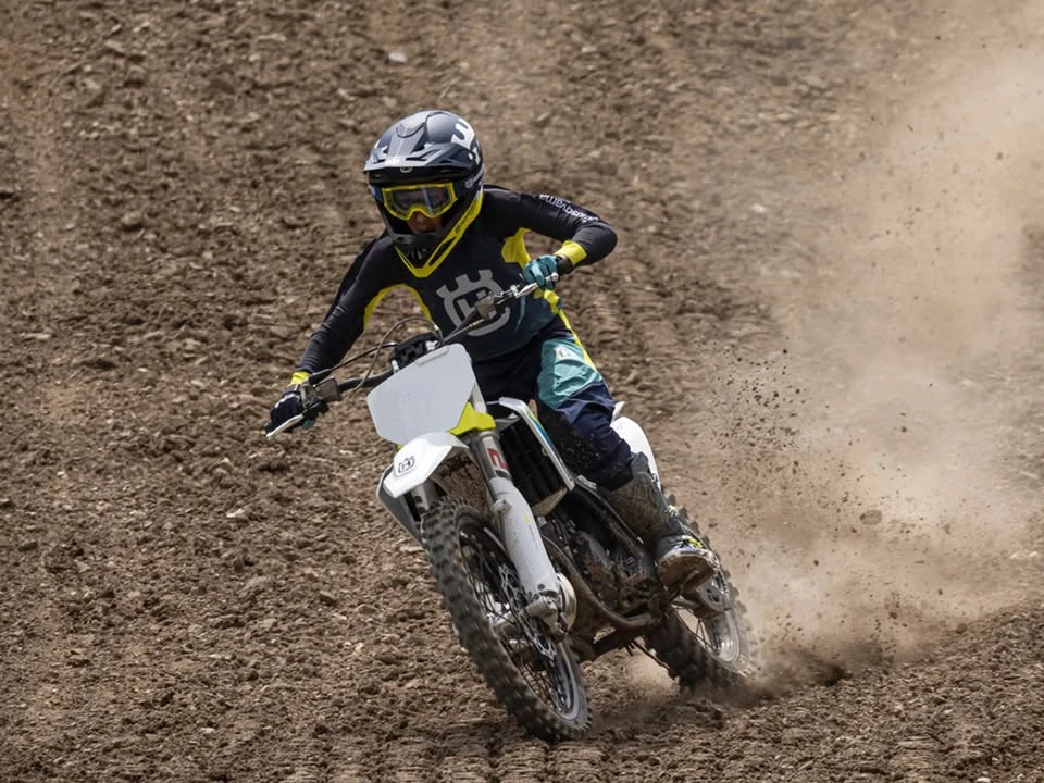 2025 Husqvarna - Image 18 of 20