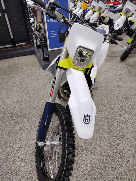 2025 Husqvarna - Image 6 of 7