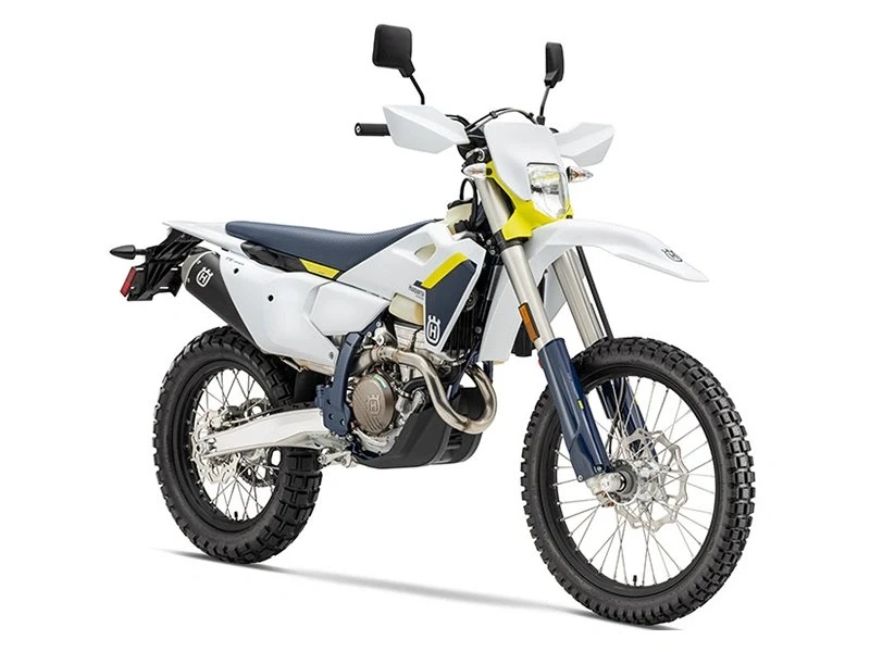 2025 Husqvarna - Image 9 of 18