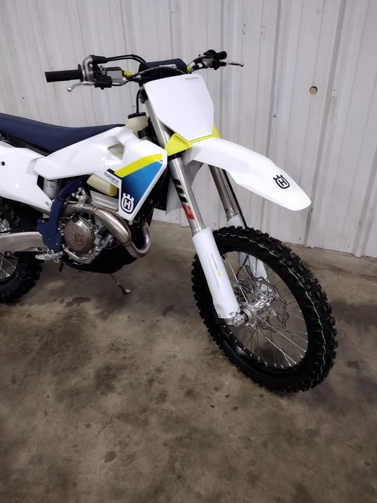 2025 Husqvarna - Image 4 of 5