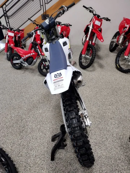 2025 Husqvarna - Image 4 of 7