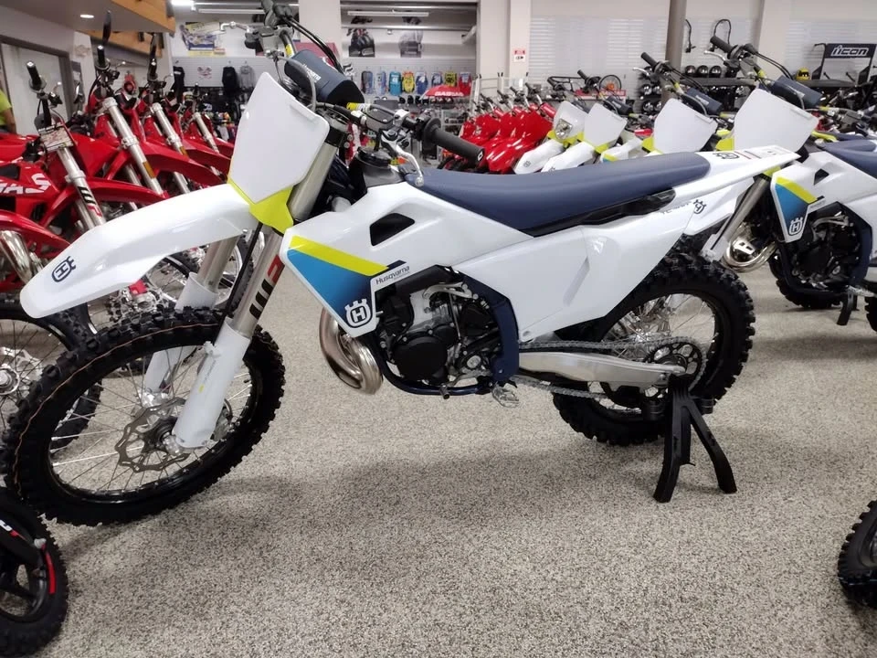 2025 Husqvarna - Image 5 of 7