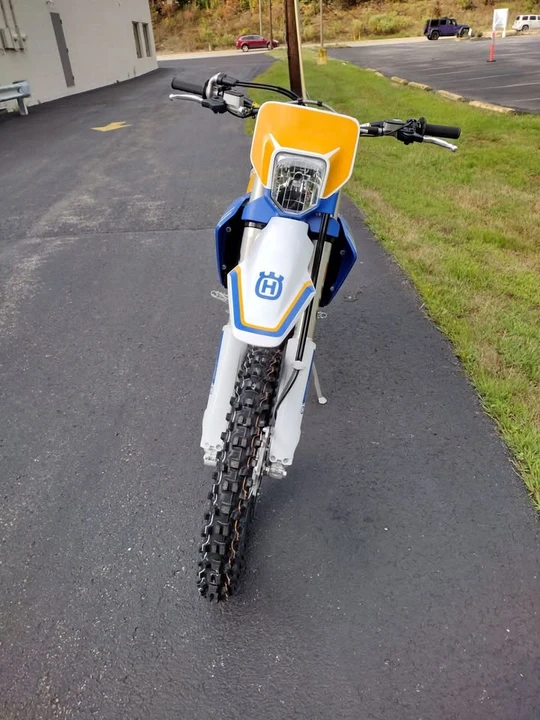 2025 Husqvarna - Image 5 of 6