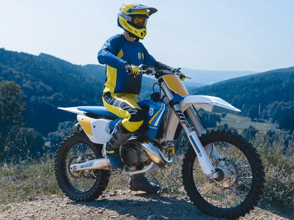 2025 Husqvarna - Image 16 of 20
