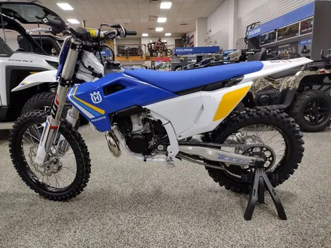 2025 Husqvarna - Image 4 of 5