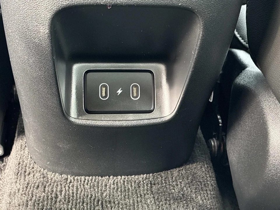 2025 Hyundai Elantra - Image 15 of 21