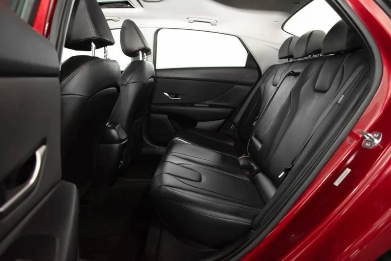 2025 Hyundai Elantra - Image 11 of 12