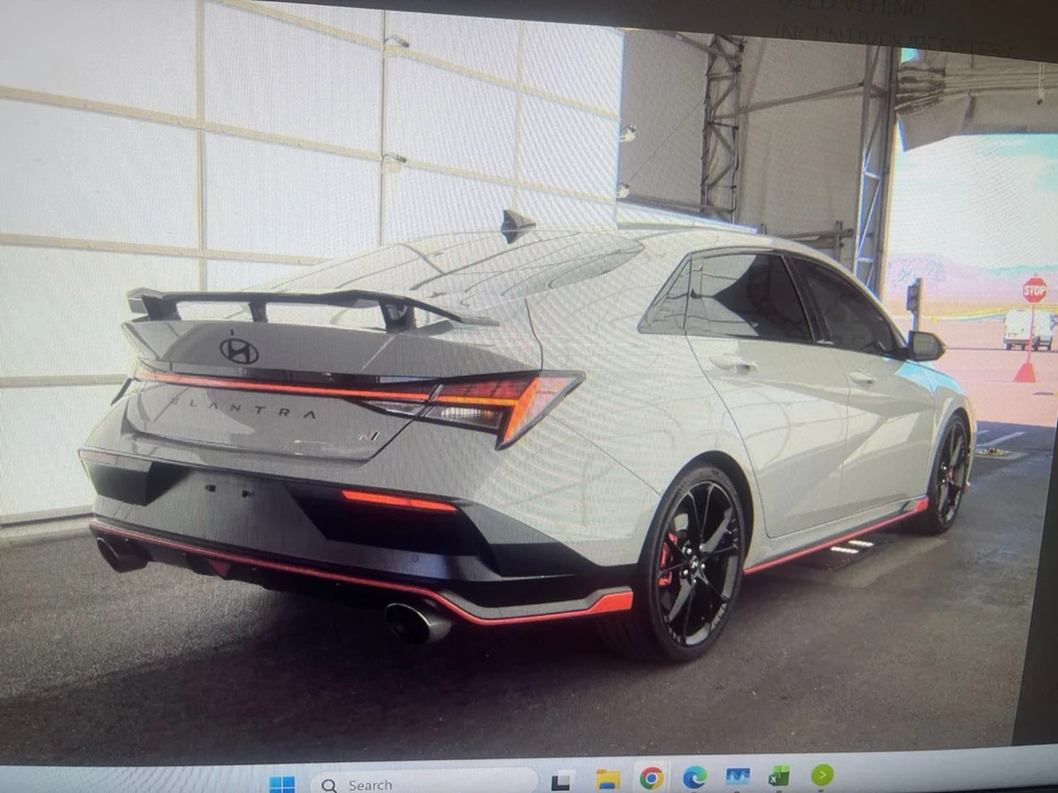2025 Hyundai Elantra - Image 2 of 11