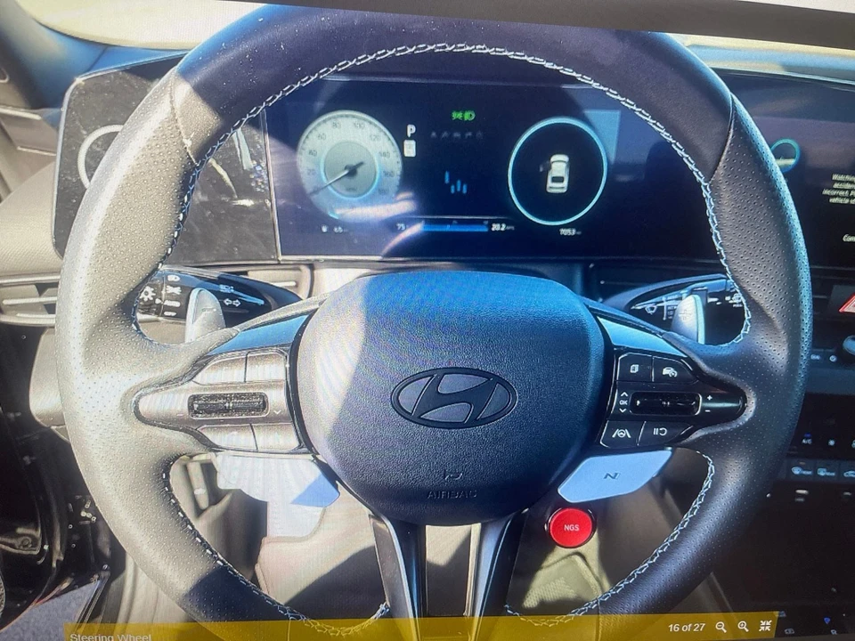 2025 Hyundai Elantra - Image 12 of 20