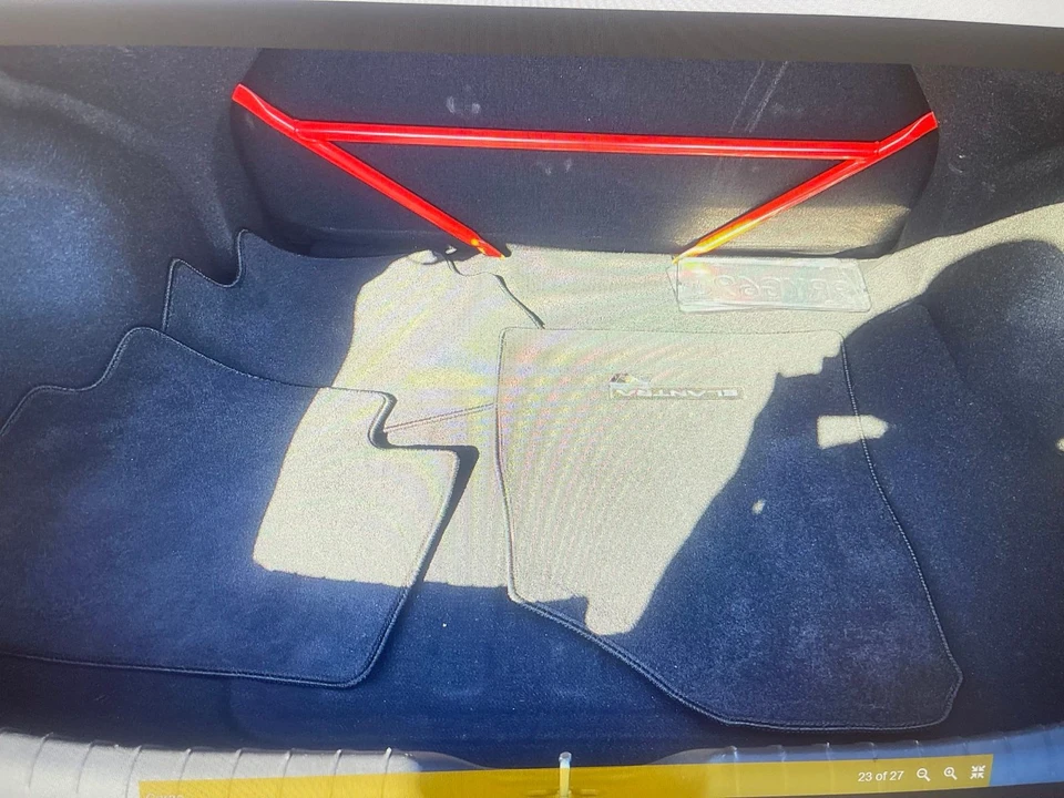 2025 Hyundai Elantra - Image 18 of 20