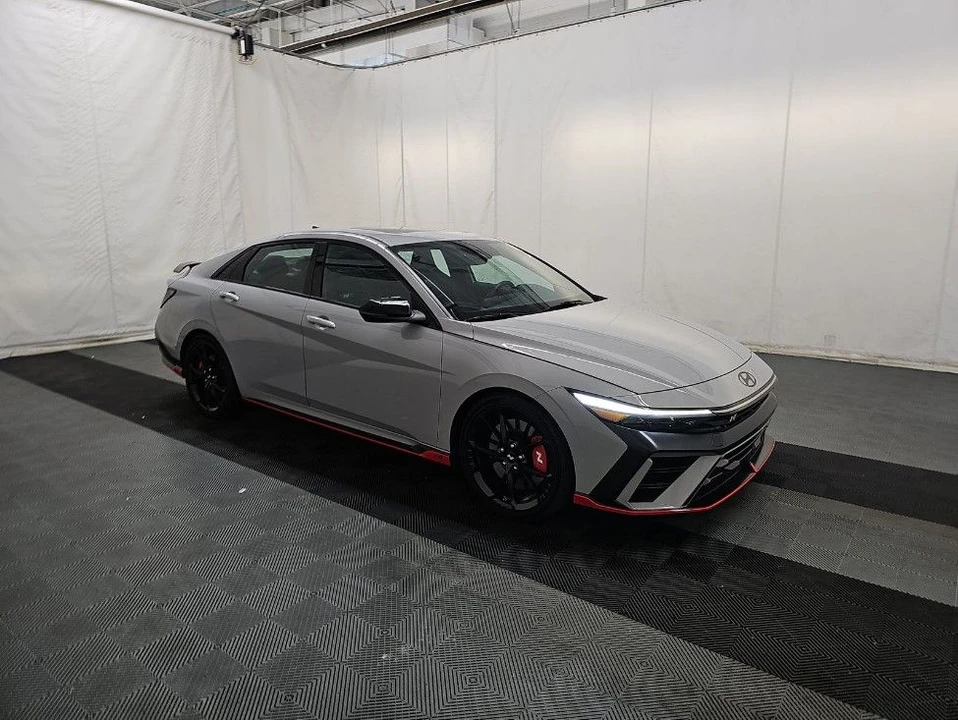 2025 Hyundai Elantra - Image 3 of 16