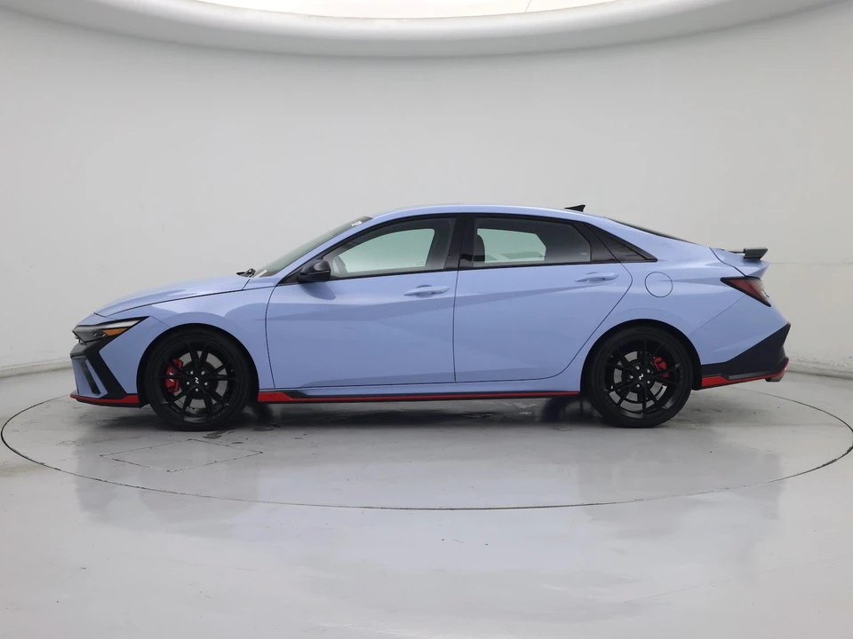 2025 Hyundai Elantra - Image 4 of 28