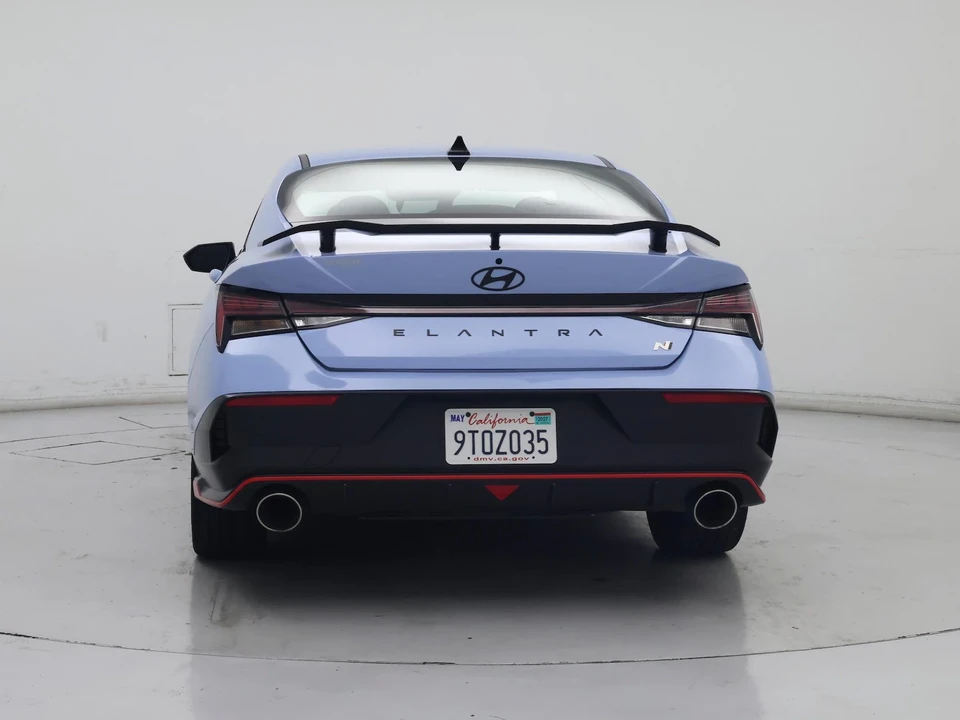 2025 Hyundai Elantra - Image 7 of 28