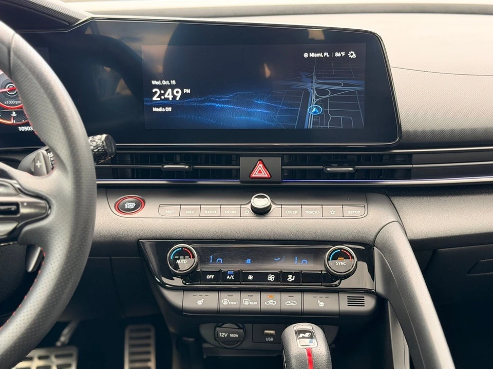 2025 Hyundai Elantra - Image 17 of 21