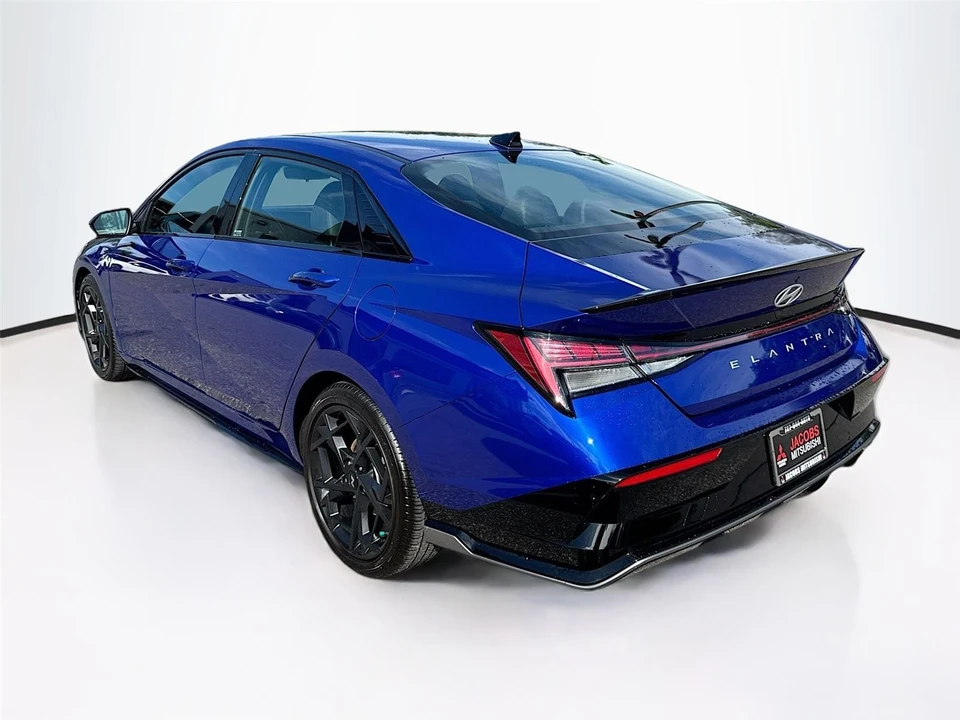 2025 Hyundai Elantra - Image 5 of 21