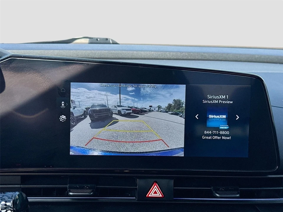 2025 Hyundai Elantra - Image 13 of 21