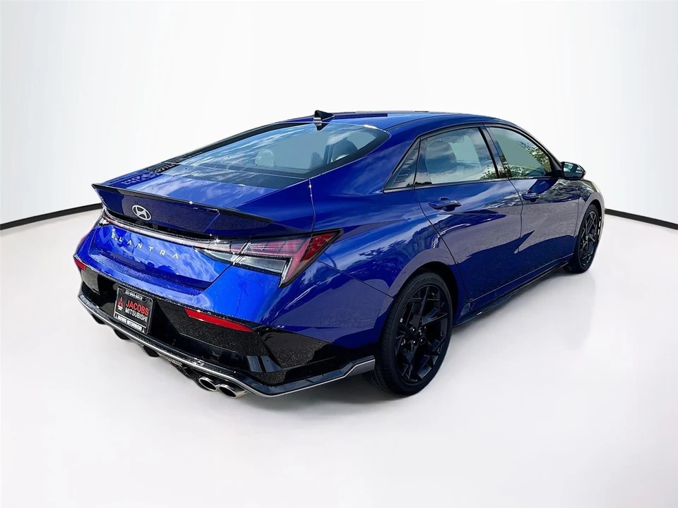 2025 Hyundai Elantra - Image 7 of 21