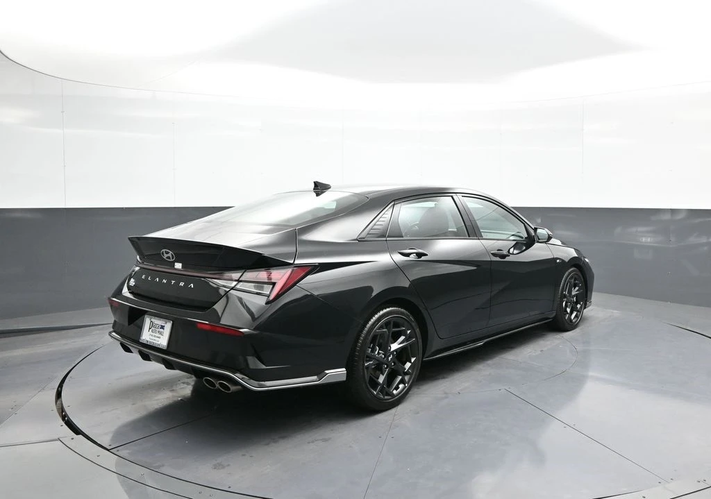2025 Hyundai Elantra - Image 6 of 21