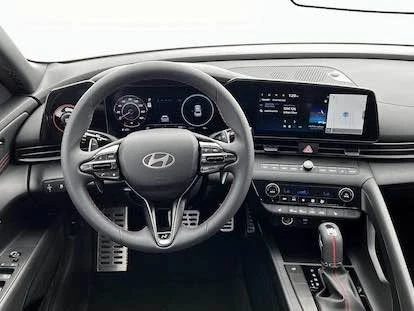 2025 Hyundai Elantra - Image 4 of 7