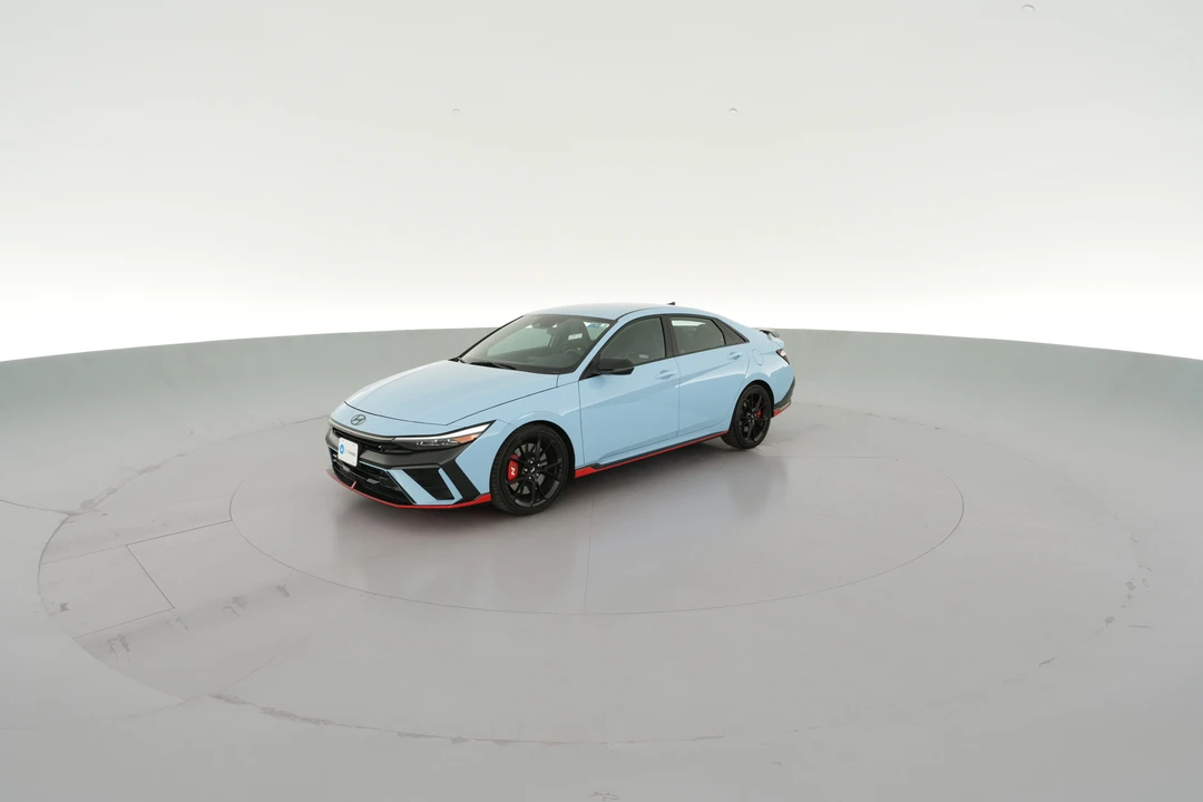 2025 Hyundai Elantra - Image 25 of 31