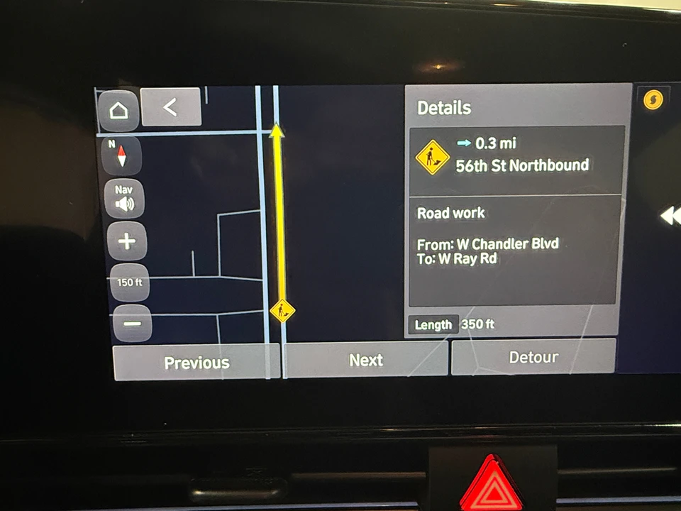 2025 Hyundai Elantra - Image 15 of 31
