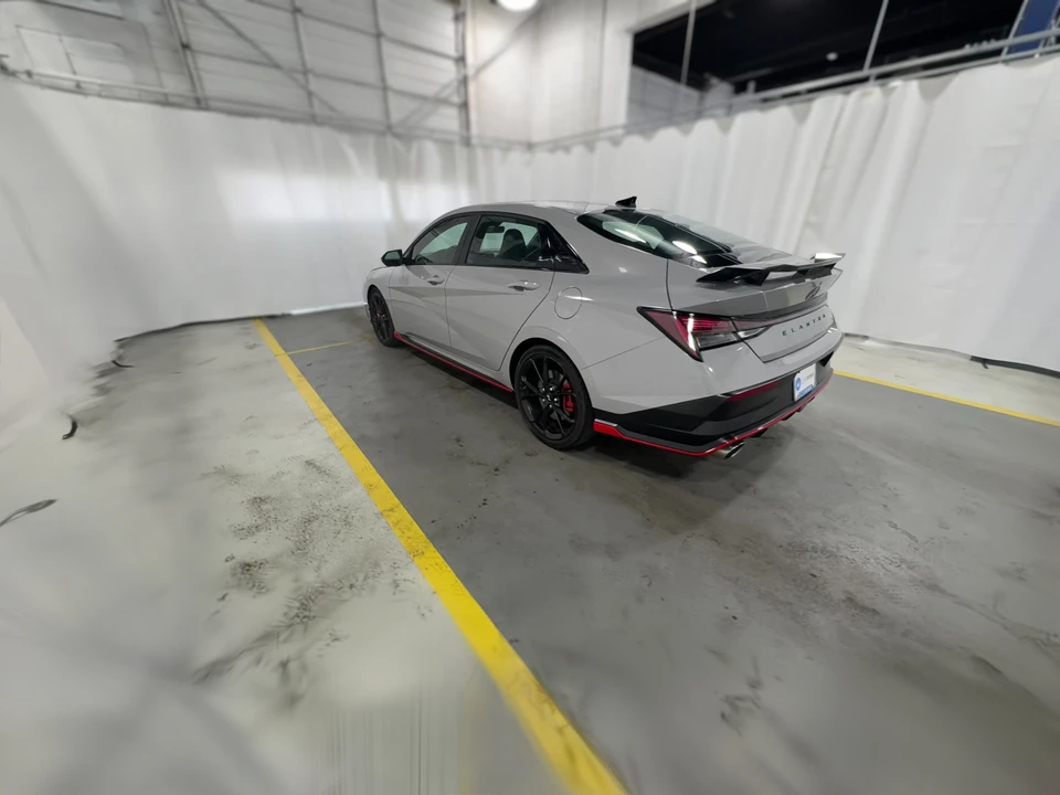 2025 Hyundai Elantra - Image 26 of 31