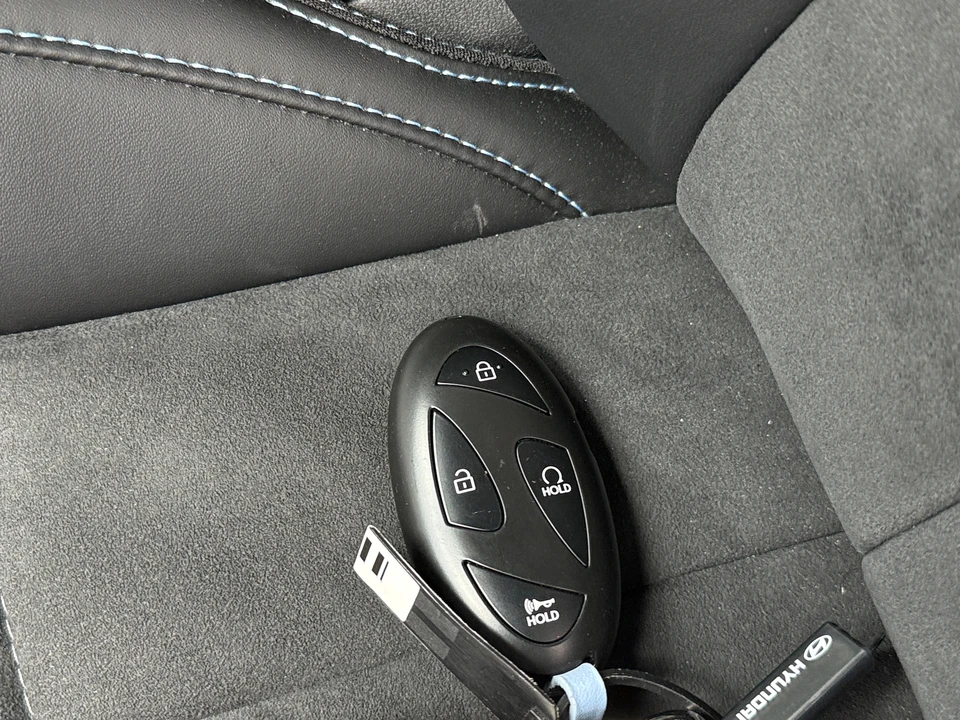 2025 Hyundai Elantra - Image 7 of 20