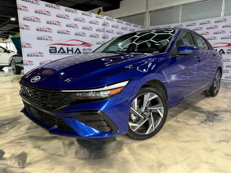 2025 Hyundai Elantra - Image 2 of 31
