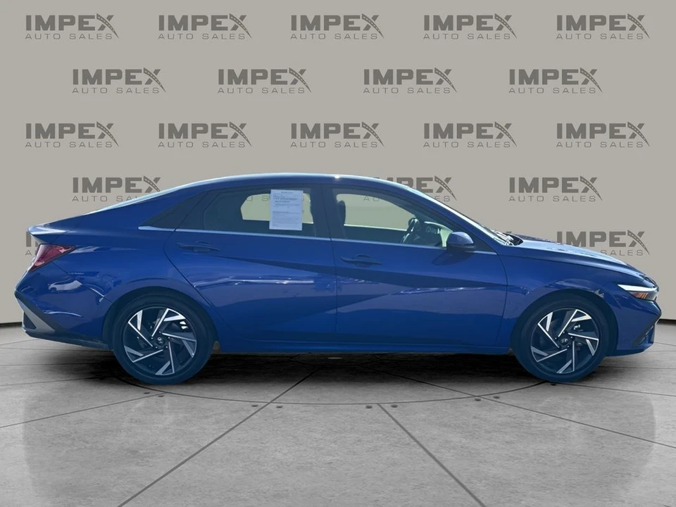2025 Hyundai Elantra - Image 6 of 12