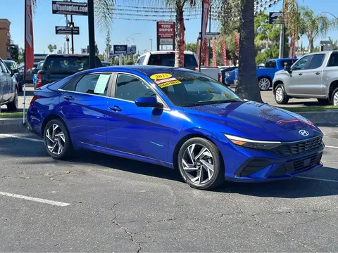 2025 Hyundai Elantra SEL