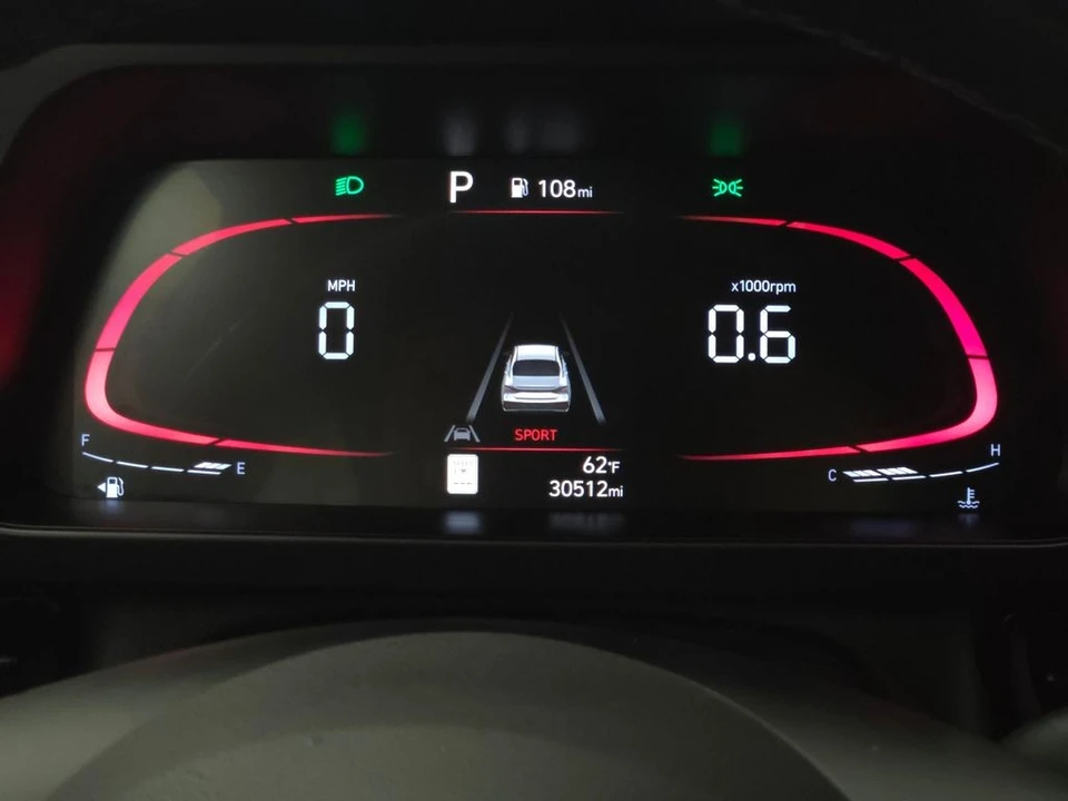 2025 Hyundai Elantra - Image 7 of 12