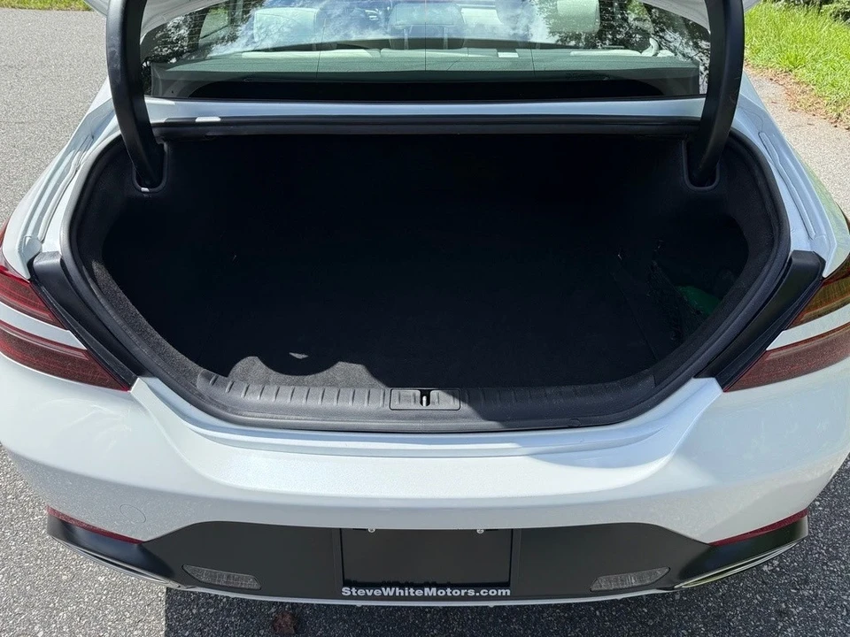 2025 Hyundai - Image 16 of 21