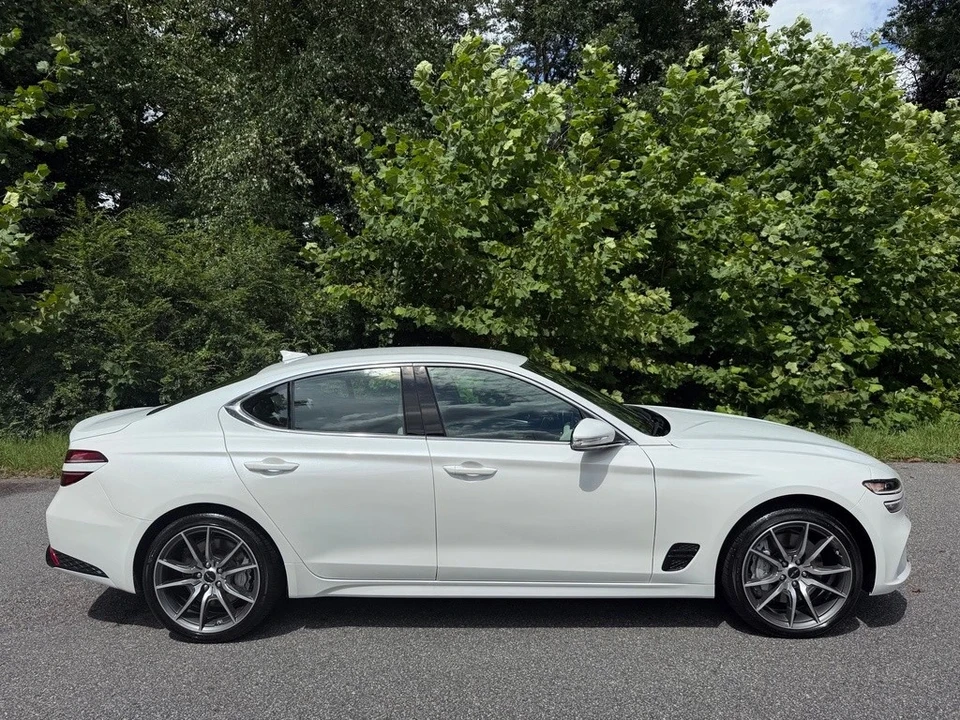 2025 Hyundai - Image 5 of 21