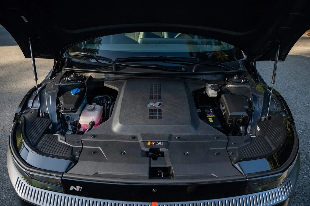 2025 Hyundai Ioniq 5 N - Image 27 of 28