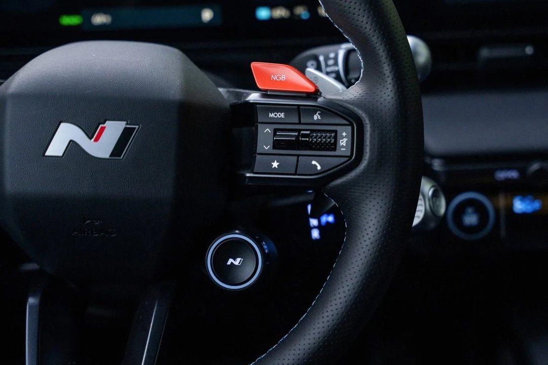 2025 Hyundai Ioniq 5 N - Image 20 of 28
