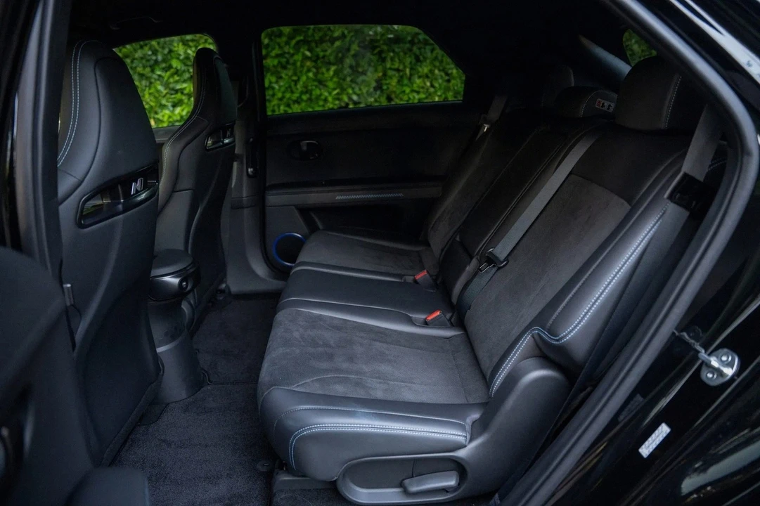 2025 Hyundai Ioniq 5 N - Image 21 of 28