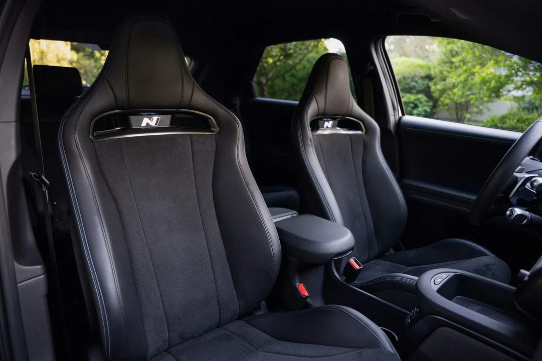 2025 Hyundai Ioniq 5 N - Image 16 of 28