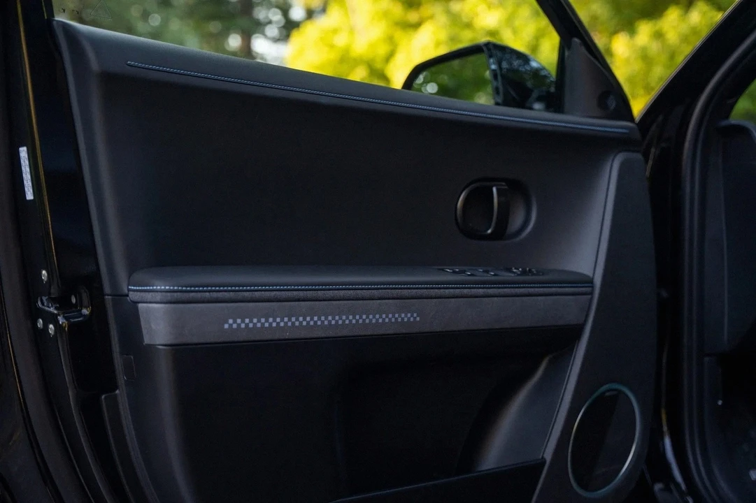 2025 Hyundai Ioniq 5 N - Image 15 of 28