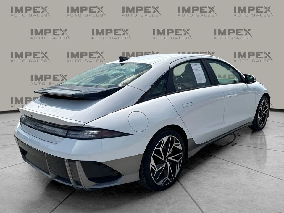 2025 Hyundai Ioniq 6 - Image 5 of 31
