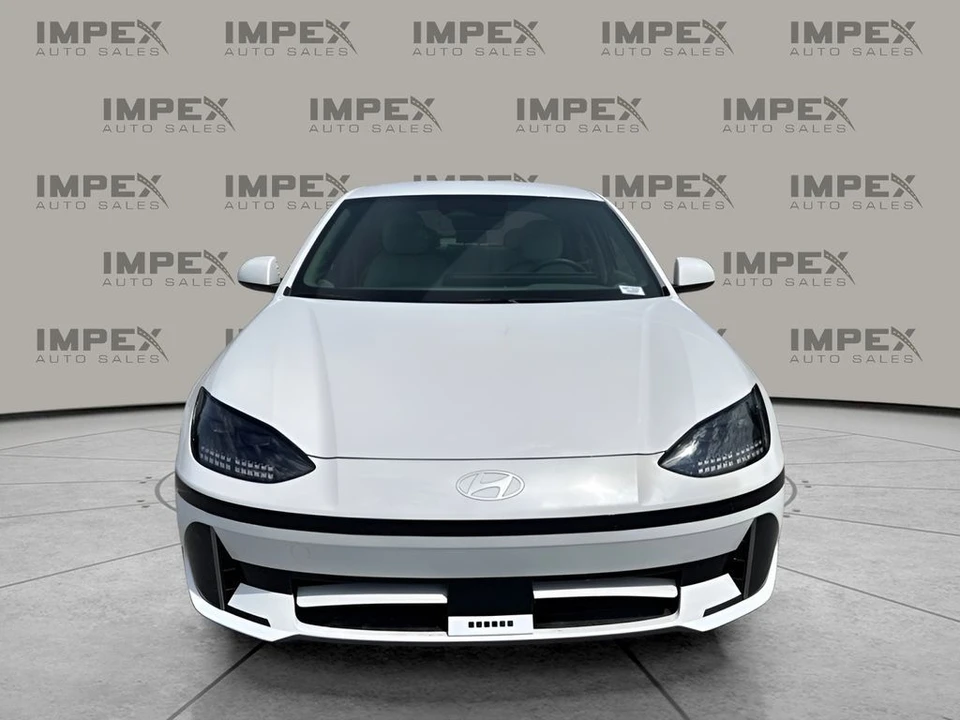 2025 Hyundai Ioniq 6 - Image 8 of 31