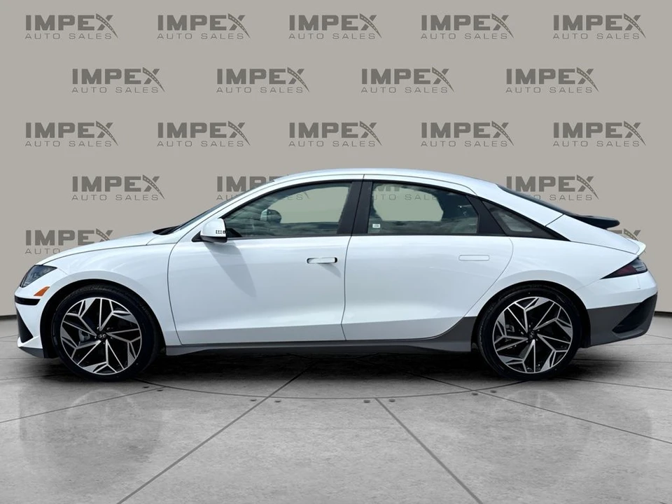 2025 Hyundai Ioniq 6 - Image 2 of 31