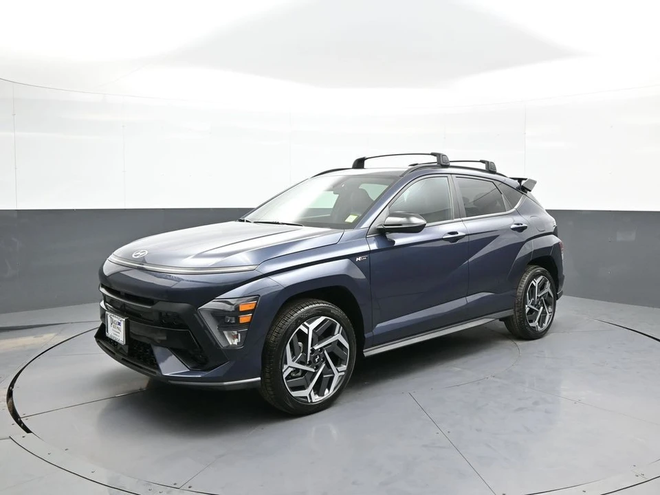 2025 Hyundai Kona - Image 10 of 21
