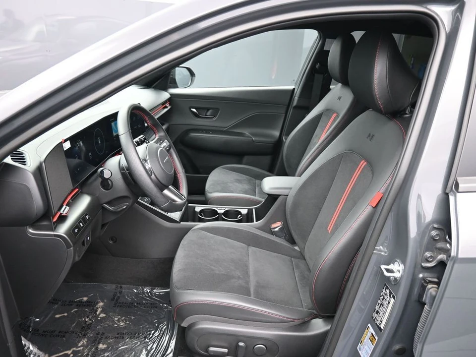 2025 Hyundai Kona - Image 18 of 21