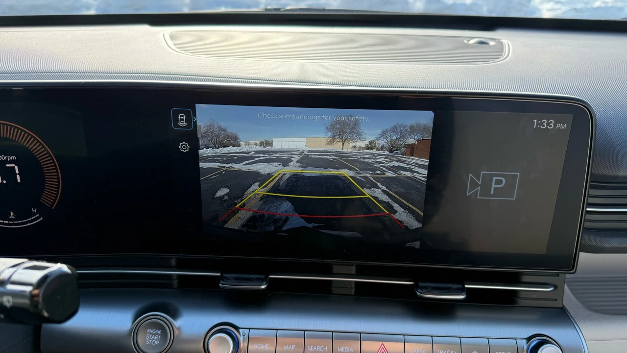 2025 Hyundai Kona - Image 18 of 21
