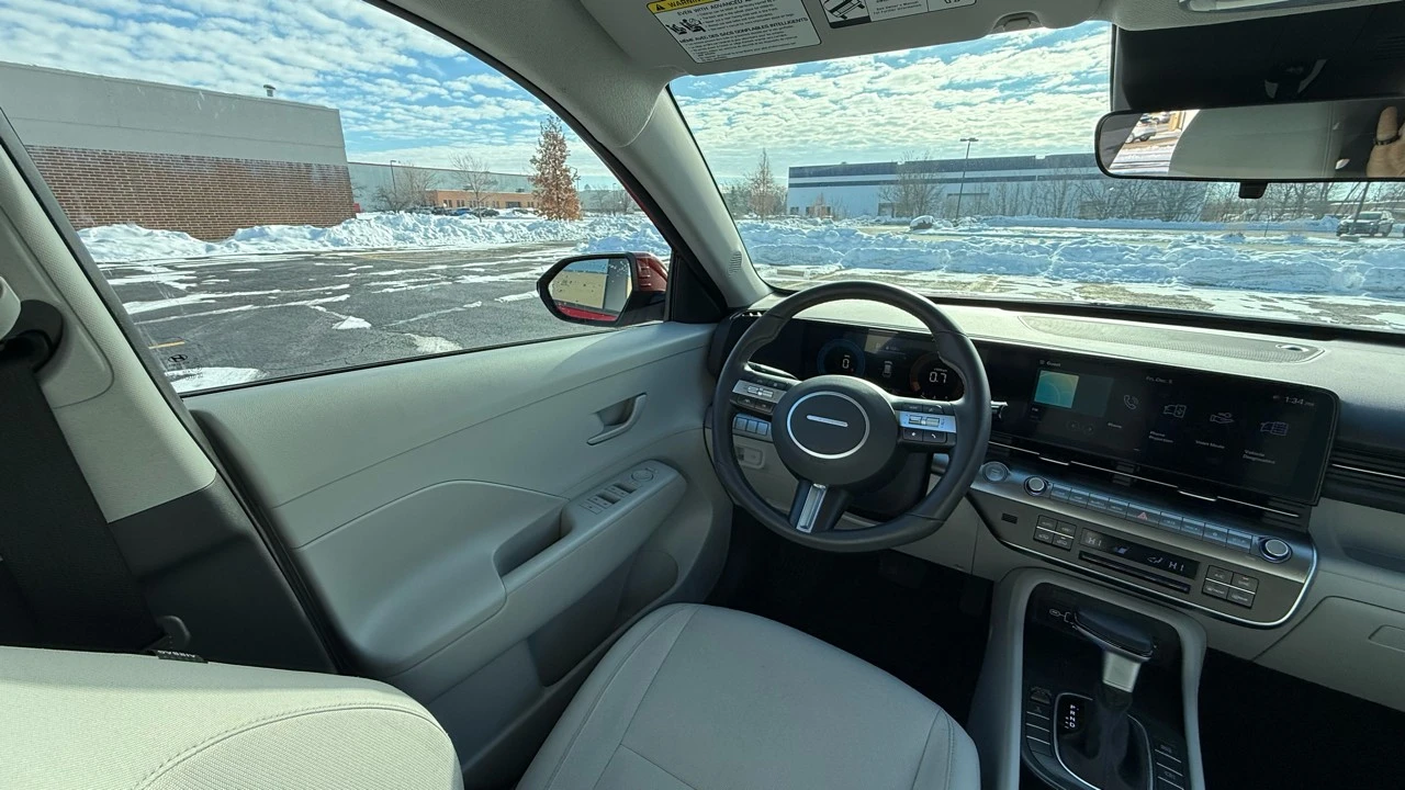 2025 Hyundai Kona - Image 12 of 21
