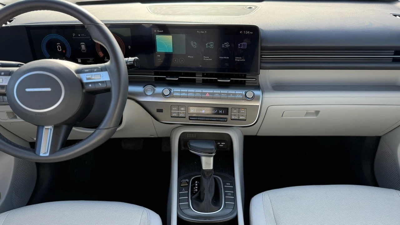 2025 Hyundai Kona - Image 17 of 21