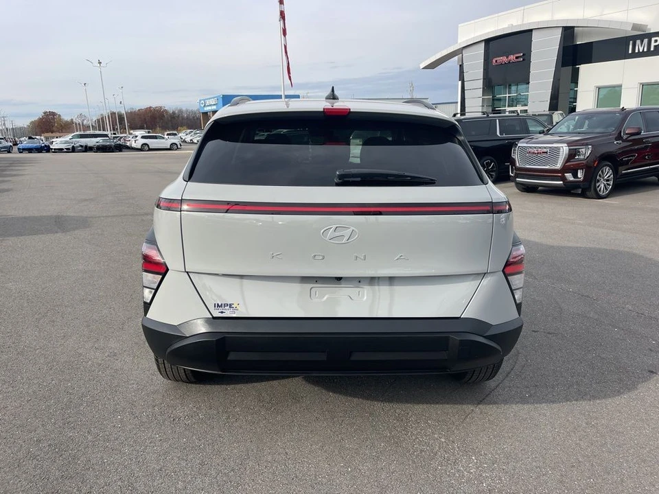 2025 Hyundai Kona - Image 4 of 12
