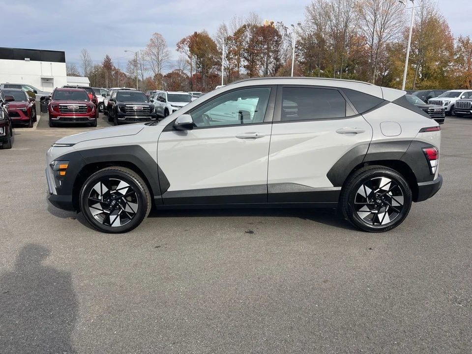 2025 Hyundai Kona - Image 2 of 12